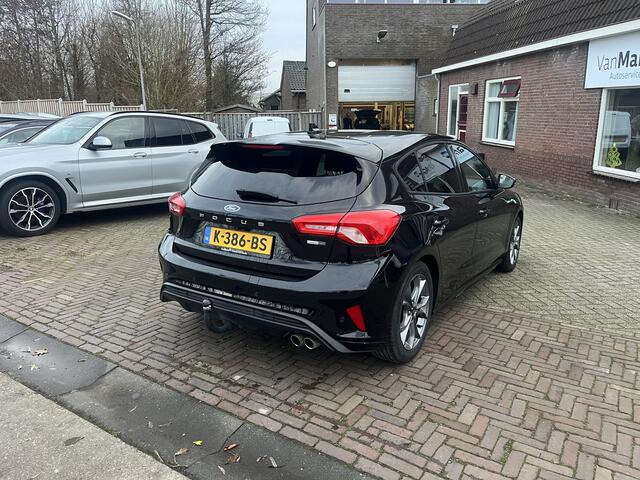 Ford FOCUS 1.0 EcoBoost Hybrid ST Line X Business TREKHAAK DIGI DASH WINTERPACK CLIMA
