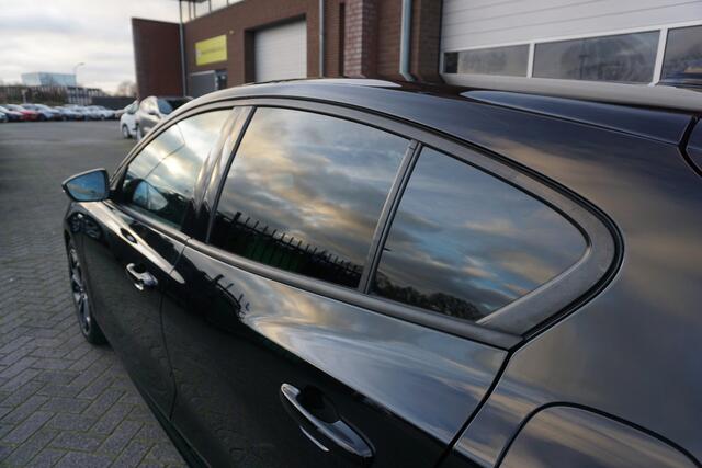 Ford FOCUS 1.0 ECOBOOST 126PK ST LINE BUSINESS ORIGINEEL NEDERLANDS LED NAVI ANDROID/APPLECARPLAY 18INCH STOEL+STUURVERWARMING TREKHAAK ECC AIRCO CRUISECONTROL PDC V+A BLUETOOTH ENZ...