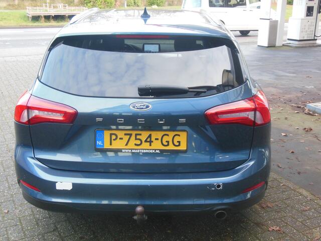 Ford FOCUS Wagon 1.5 EcoBlue Trend Edition Business Staat in De Krim
