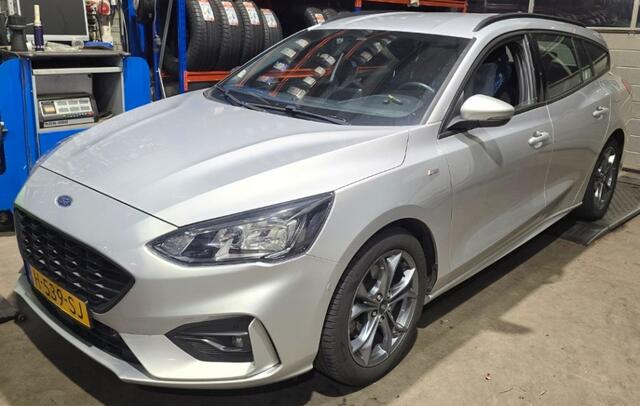 Ford FOCUS 1.0 EcoBoost 125pk ST-Line Bus. Wagon