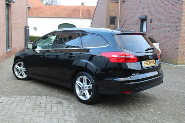 Ford FOCUS Wagon 1.0 Titanium Technology Pack, Winter Pack, Navigatie/Carplay, Keyless