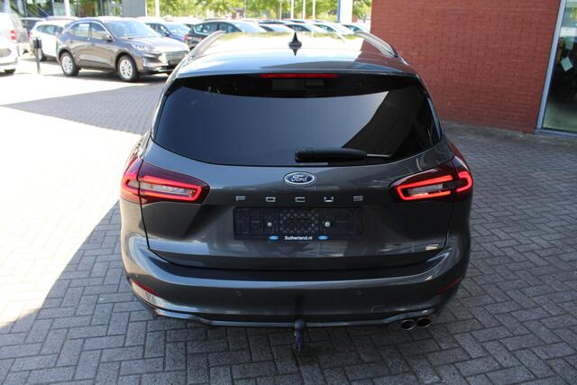 Ford FOCUS Wagon 1.5 EcoBlue ST Line X Automaat | Adaptive cruise control | Winter Pack | Trekhaak | Elektrische achterklep | BTW verrekenbaar | All season banden
