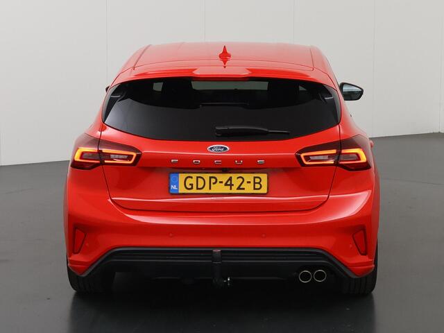 Ford FOCUS 1.0 EcoBoost Hybrid ST Line X | Trekhaak | AGR | Winterpakket | Cruise Control Adcaptief | B&O | Parkeercamera |
