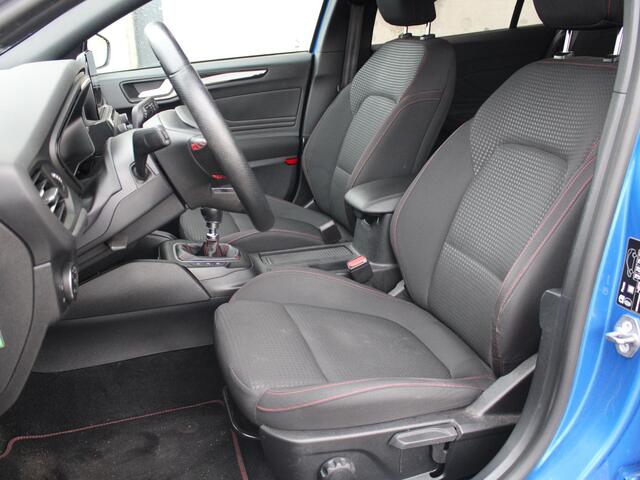 Ford FOCUS Wagon 1.0 EcoBoost Hybrid ST Line Business | TREKHAAK | NAVIGATIE | ACHTERUITRIJCAMERA |