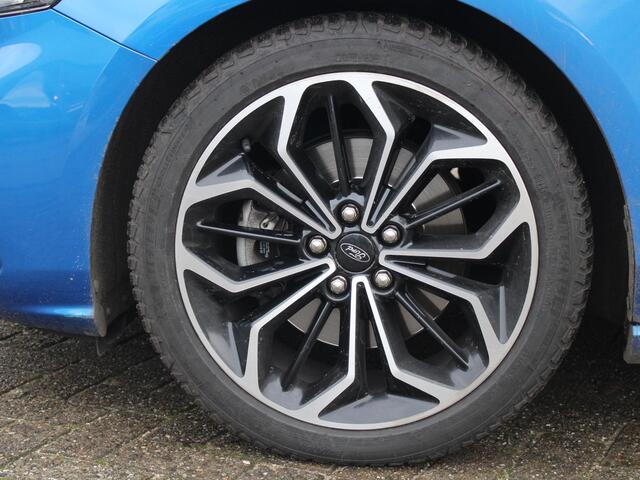 Ford FOCUS Wagon 1.0 EcoBoost Hybrid ST Line Business | TREKHAAK | NAVIGATIE | ACHTERUITRIJCAMERA |