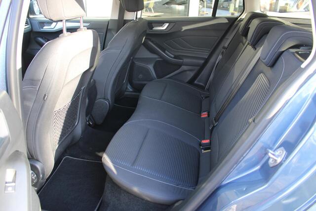 Ford FOCUS Wagon 1.0 EcoBoost Hybrid Titanium X Business Armsteun | Navigatiesysteem | Cruise control | Achterruitrij camera