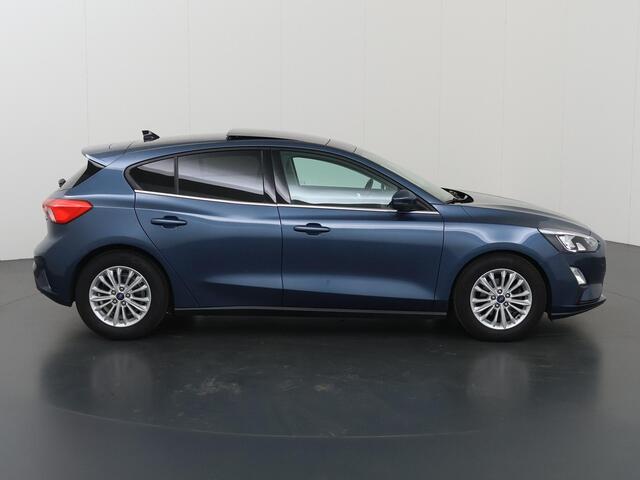 Ford FOCUS 1.0 EcoBoost Hybrid Titanium X Business | Panoramadak | Navigatie | Cruise Control | Climate Control |