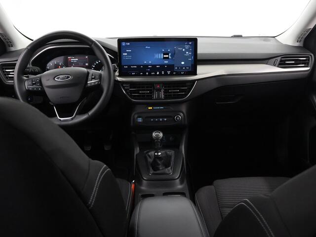 Ford FOCUS Wagon 1.0 EcoBoost Hybrid Titanium | Navigatie | Climate Control | Cruise Control | Parkeersensoren |