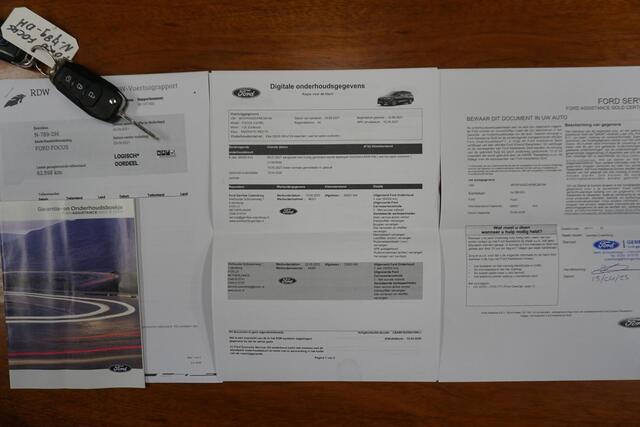 Ford FOCUS Wagon 1.0 EcoB.125pk Hybrid Business/Winterpakket/ Dealeronderhouden/1e Eigenaar.