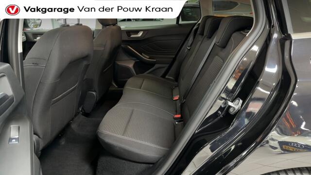 Ford FOCUS 1.0 EcoBoost Hybrid 155PK Titanium Automaat