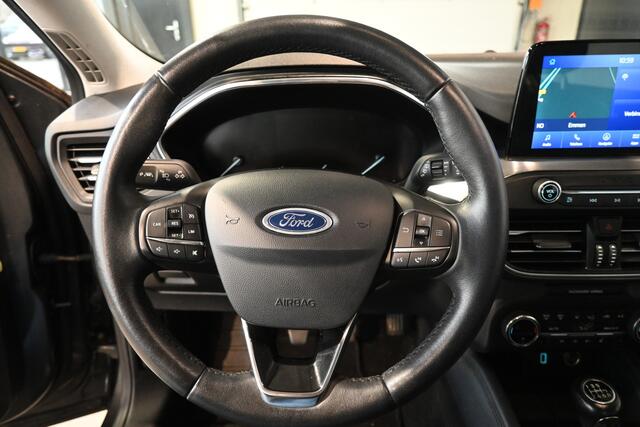Ford FOCUS 1.0 EcoBoost ST Line Business Navigatie Carplay Stoelverwarming Trekhaak Inruil Mogelijk!