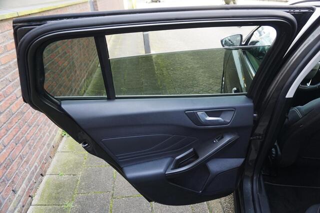 Ford FOCUS Wagon 1.0 EcoB.125PK Hybrid Titanium X Business/Camera/ Digitaal-Dashboard.