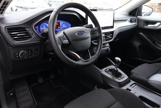 Ford FOCUS Wagon 1.0 EcoBoost Hybrid Titanium X 1e Eigenaar | Volledig Onderh | BTW | NL-Auto | Elek Trekhaak | Camera | Elek Klep | Navi | Carplay | Full Led | Cruise | DAB | PDC | Bots | Keyless