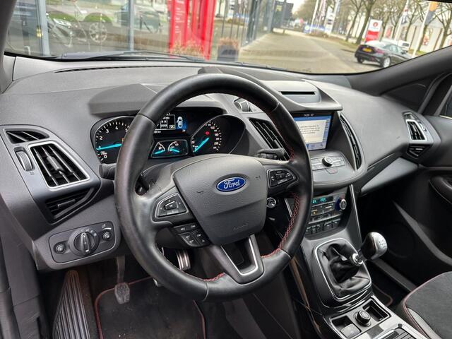 Ford KUGA 1.5 Ecoboost ST-Line