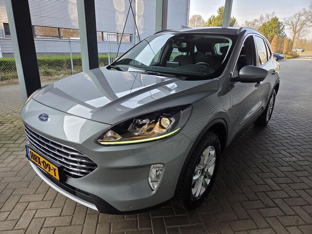Ford KUGA 2.5 PHEV Titanium