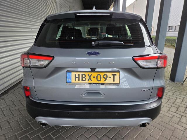 Ford KUGA 2.5 PHEV Titanium