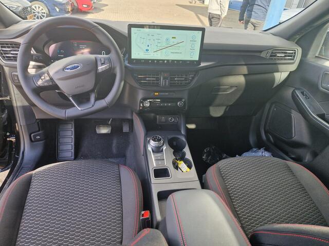 Ford KUGA 2.5 PHEV ST-Line 243 pk | Wegklapbare trekhaak | 2.100 kg trekgewicht! | Winterpakket | Uit voorraad leverbaar | All-seasonbanden | ¤4.000,- prijsvoordeel!