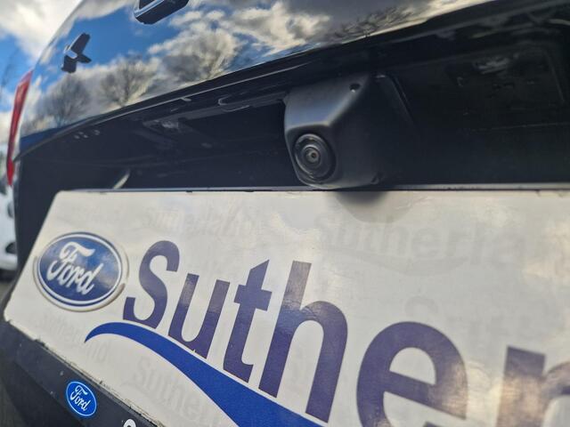 Ford KUGA 2.5 PHEV ST-Line 243 pk | Driver Assistance Pack | Wegklapbare trekhaak | 2.100 kg trekgewicht! | Winterpakket | 19 inch Licht metalen Velgen | ¤4.000,- prijsvoordeel!