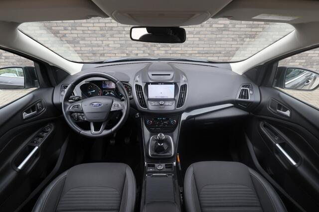 Ford KUGA 1.5 EcoB. Titanium | Trekhaak |