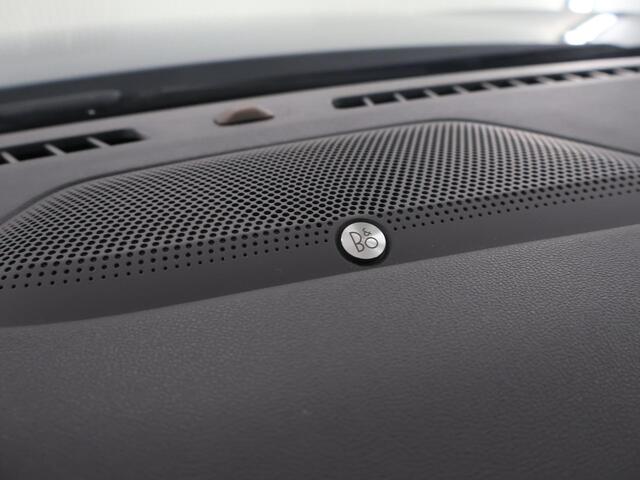 Ford KUGA 2.5 PHEV ST-Line X | Panoramadak | Head-Up | Winterpakket | Parkeercamera | Cruise Control Adaptief |