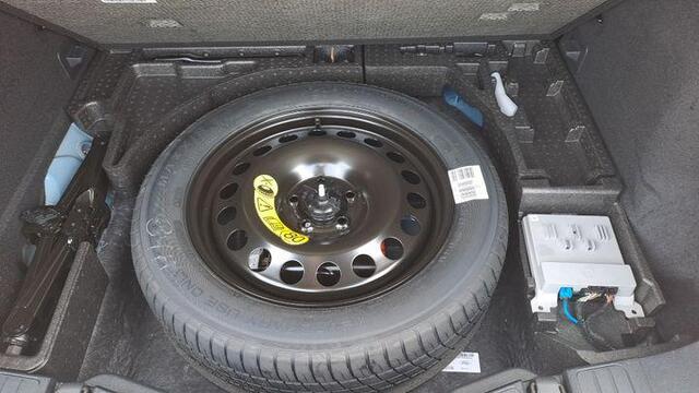 Ford KUGA 2.5 FHEV ST-Line X 190pk | Driver Assistance Pack | Winterpack | Panoramadak | Technology Pack | Geen Stekker nodig | All Season banden