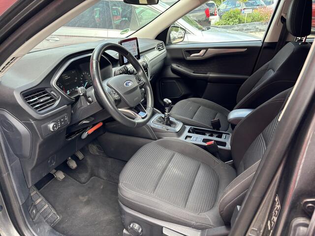 Ford KUGA 1.5 EcoBoost Titanium 1800KG TREKGEW / 360GR CAMERA / KEYLESS / NAVI / CARPLAY / DAB+ / ACC / NL-AUTO