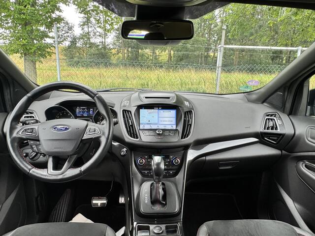 Ford KUGA 1.5 EB 182PK AWD ST-Line Automaat | TREKHAAK | BLIS | WINTERPACK | 1.850KG TREKKEN |