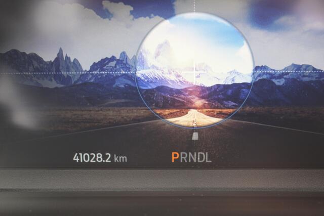 Ford KUGA 2.5 PHEV ST-Line X , In nieuw staat , Hoge Zit en veel comfort Climate control , Navigatie , Camera ,Stoel en voorruit verwarming Parkeersensoren rondom , Elek.bestuurstoel 1500kg trekgewicht