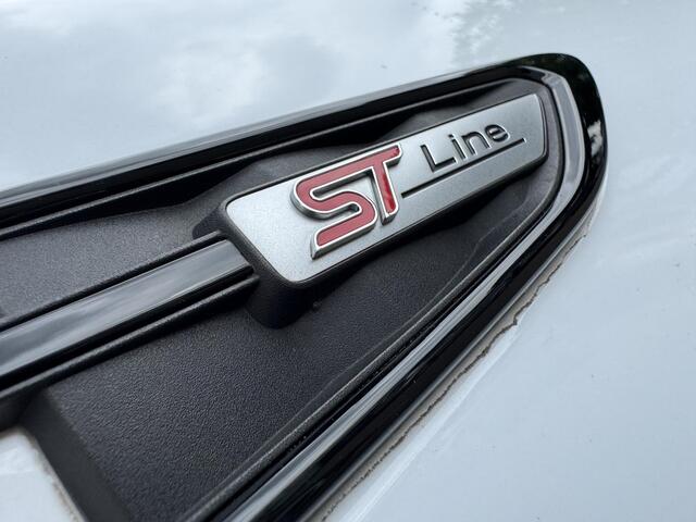 Ford KUGA 1.5 EcoBoost ST Line