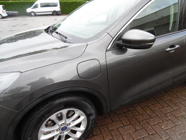 Ford KUGA 2.5 PHEV Titanium X