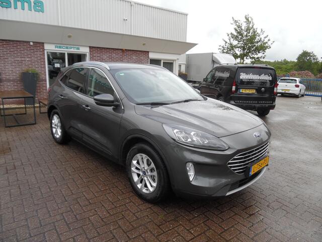 Ford KUGA 2.5 PHEV Titanium X