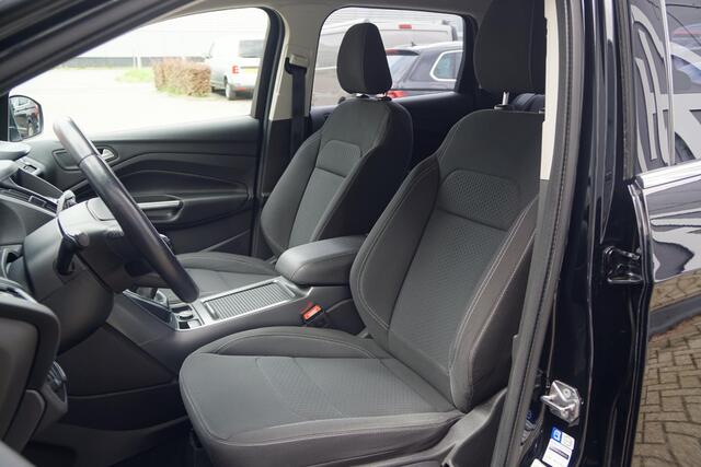 Ford KUGA 1.5 EcoBoost Trend Ultimate DEALER ONDERHOUDEN + TREKHAAK / NAVIGATIE