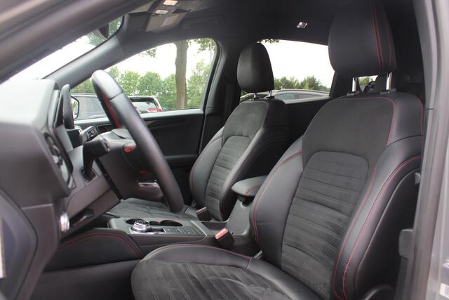 Ford KUGA 2.5 PHEV ST-Line X / Head-up / Keyless / Leder&Alcantara / 18'' / Navigatie / Parkeerhulp V+A / Stoel+Stuurverwarming / DAB / Cruise Control