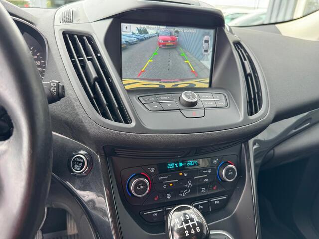 Ford KUGA 1.5 EcoBoost Titanium