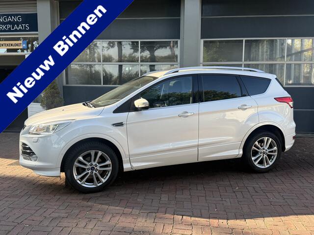 Ford KUGA 1.5 Titanium Styling Pack Bj 2016 Km 83.000 Nap 2e eigenaar Hoge Zit Luxe Uitvoering !!