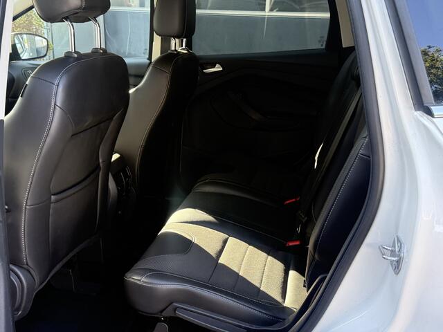 Ford KUGA 1.5 Titanium Styling Pack Bj 2016 Km 83.000 Nap 2e eigenaar Hoge Zit Luxe Uitvoering !!