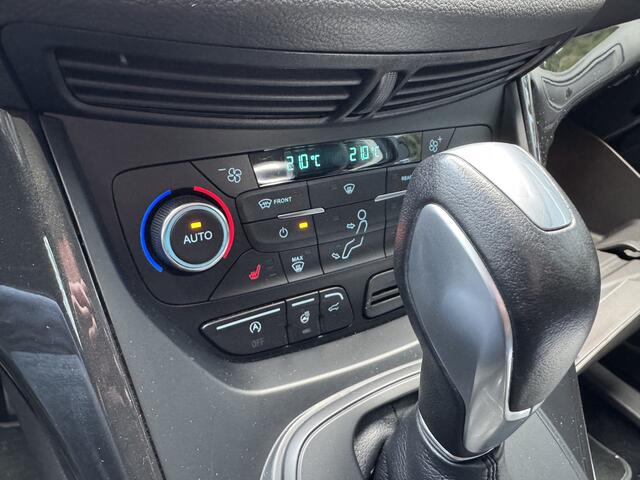 Ford KUGA 1.5 TDCi 120 PK Automaat Titanium Navi Trekhaak Stoelverwarming