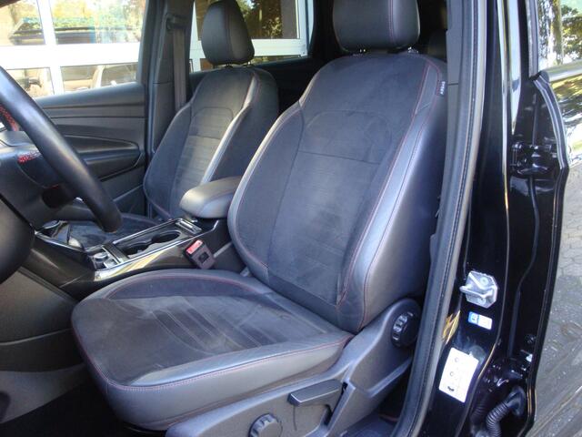 Ford KUGA 1.5 EcoBoost ST Line