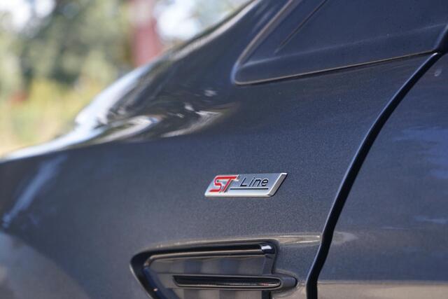 Ford KUGA 1.5 EcoBoost ST Line Cruise, Pano, Xenon, Clima,