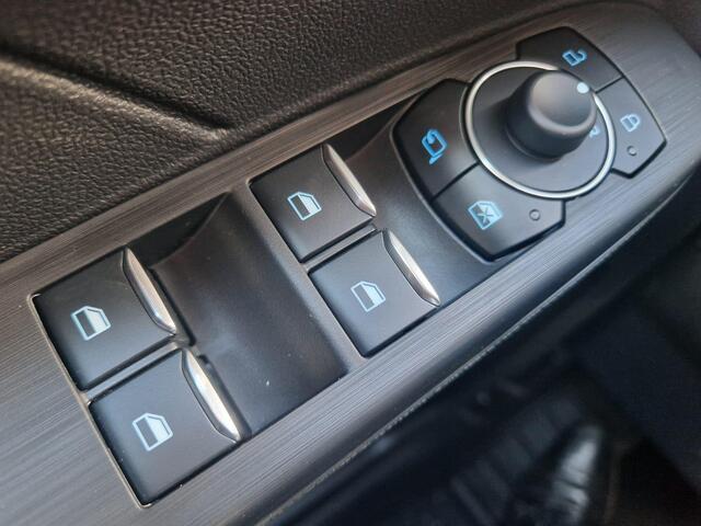 Ford KUGA 2.5 PHEV ST-Line 243 pk | Wegklapbare trekhaak | 2.100 kg trekgewicht! | Winterpakket