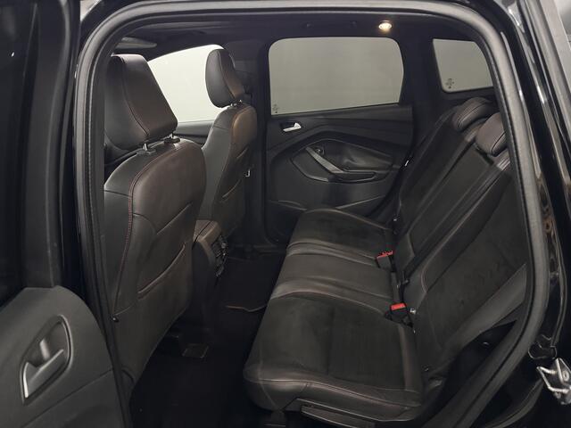 Ford KUGA 1.5 EcoBoost Vignale Pano, Half leder, Navi, Parkeersensoren, Keyless start, Cruise control, Stoelverwarming