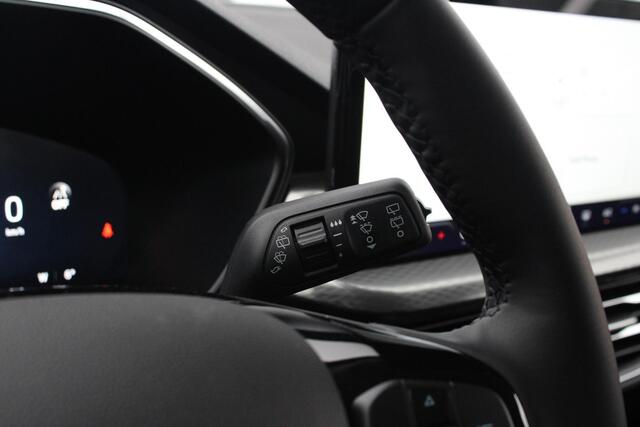 Ford KUGA 2.5 PHEV Titanium 243pk | Driver Assistance Pack | Winterpack | Wegklapbare Trekhaak | 18 inch Licht metalen velgen