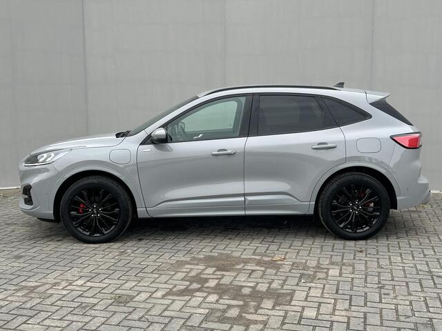 Ford KUGA 2.5 PHEV Graphite Tech Edition / Elektrische achterklep / Trekhaak / Winterpakket / Head-up Display / Elektrisch verstelbare stoelen /