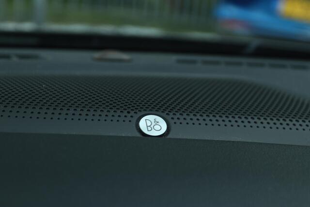 Ford KUGA 2.5 PHEV VIGNALE | HEAD-UP | ELEK. TREKHAAK | WINTERPACK | LEDER | KEY-LESS | CARPLAY | MEMORY