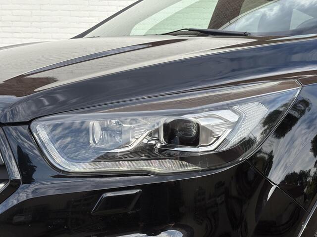 Ford KUGA 1.5 EcoBoost ST Line / Camera / Climate control / Navigatie / Bluetooth / dodehoek / stoel verwarming / verwarmde vooruit / AWD / PDC /