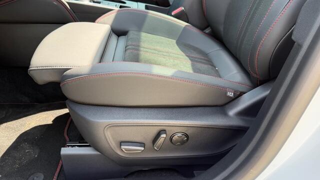 Ford KUGA 2.5 PHEV ST-LINE X 243pk / BLACK PACK / FULL OPTIONS+HUD