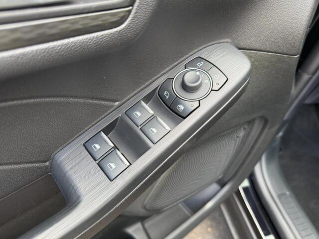 Ford KUGA 2.5 PHEV Titanium 243pk NEW TREKHAAK 2100KG | WINTERPACK | CAMERA | BLIS | APLLE/ANDROID