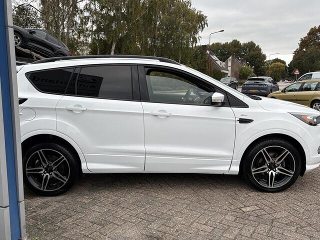 Ford KUGA 1.5 EcoBoost ST Line 150pk Trekhaak | Voorruitverwarming | Cruise control | 2.000kg Trekgewicht | Stoelverwarming