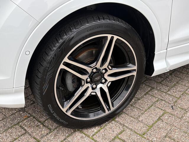 Ford KUGA 1.5 EcoBoost ST Line 150pk Trekhaak | Voorruitverwarming | Cruise control | 2.000kg Trekgewicht | Stoelverwarming