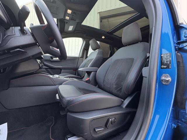 Ford KUGA 2.5 PHEV ST-Line X | Wegklapbare trekhaak | Panoramadak | Winter Pack | Head up Display | All season banden